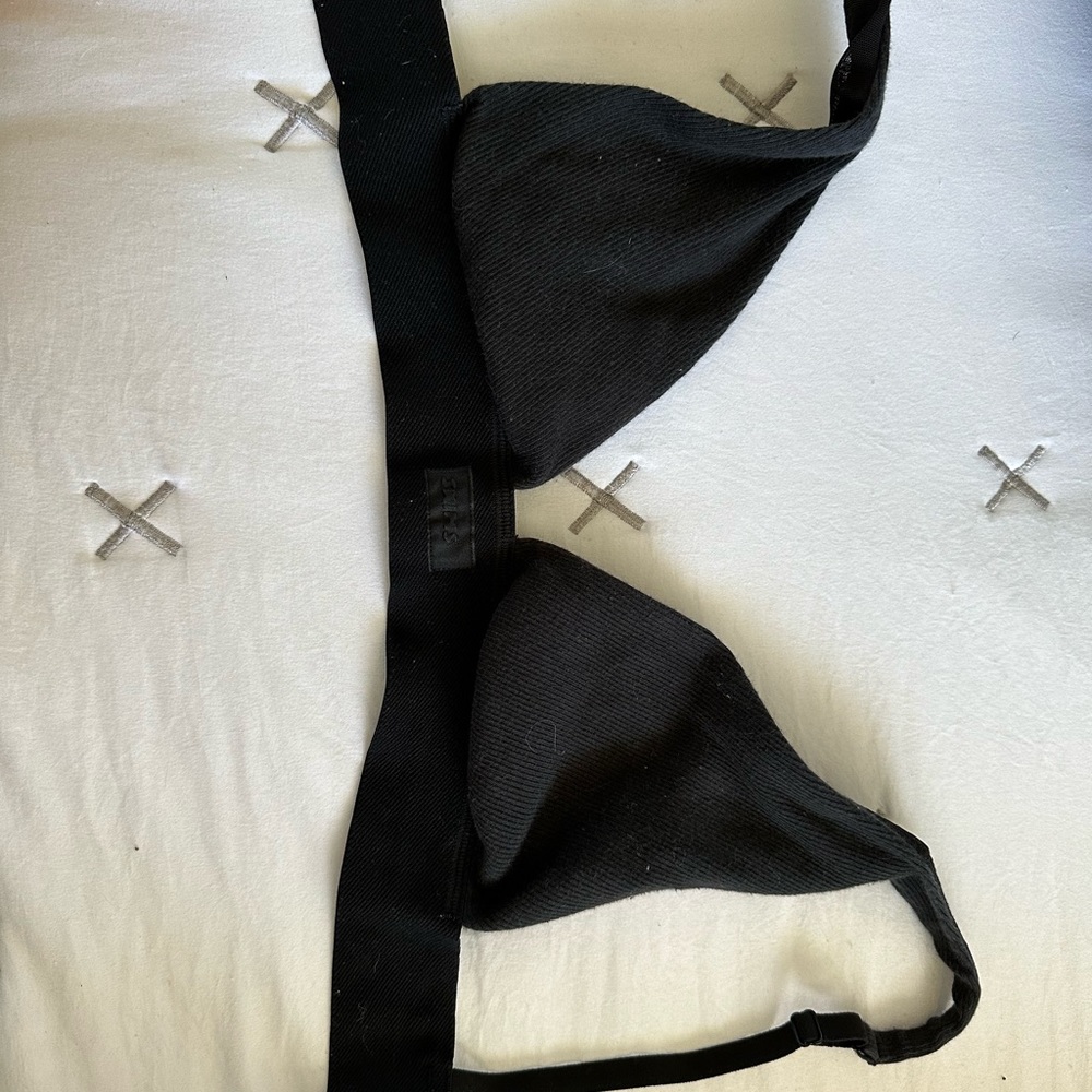 *SOLD* Skims Bralette in Black XS